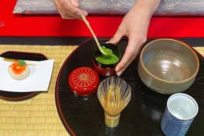 Kyoto Kiyomizu Tea Ceremony with Scenic Garden Views