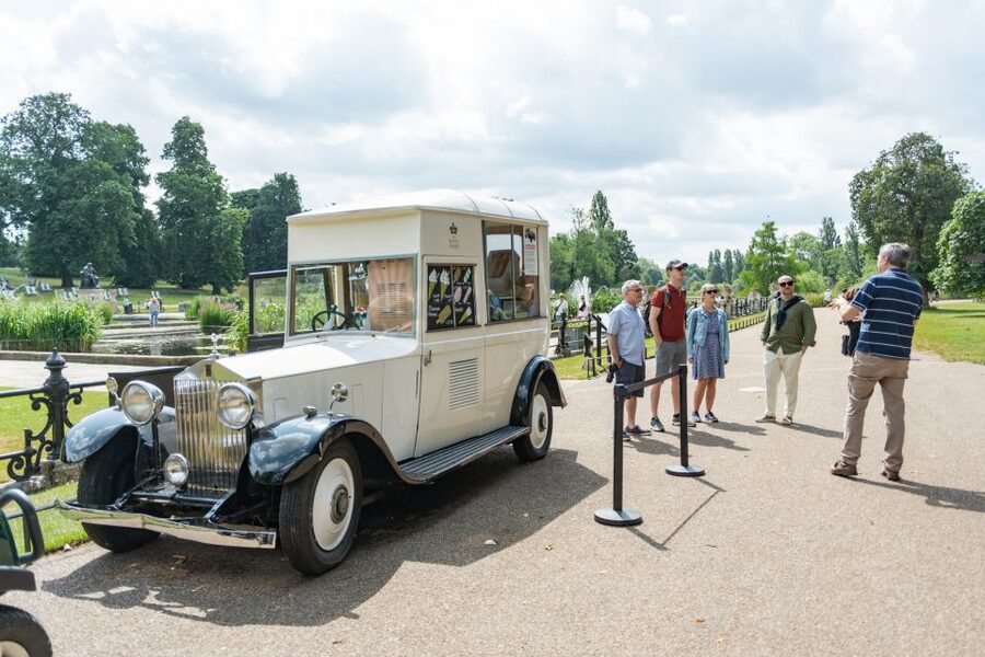 London: Kensington Palace Gardens Tour with Royal High Tea - Walking through Kensington Palace Gardens