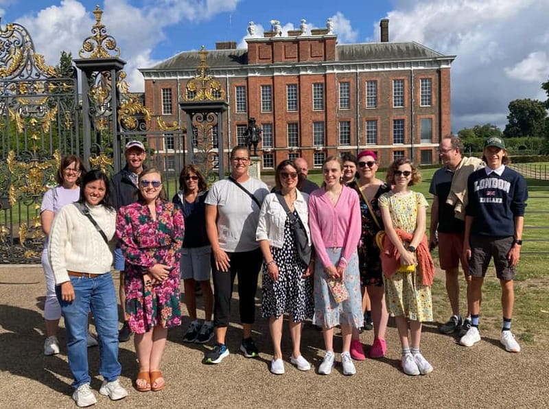London: VIP Kensington Palace Gardens Tour & Royal High Tea - Timing, walking, and what to bring