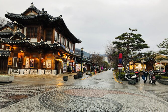 Maisan Cherry Blossom and Jeonju Hanok Village - Three hours among Jeonju’s 800 hanok homes
