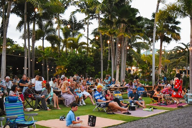 Maui Hula Show: Hula and Fire Dancing at South Maui Gardens - A garden show instead of a hotel luau