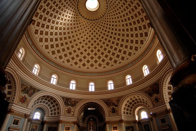 Mdina, Rabat, Dingli cliffs, San Anton gardens, Ta' Qali & Mosta guided tour - Mosta Rotunda and its enormous dome