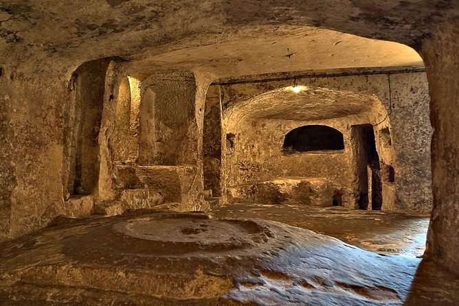 Mdina, Rabat, Dingli cliffs, San Anton gardens, Ta' Qali & Mosta guided tour - Lunch, wine, and the practical value of the price