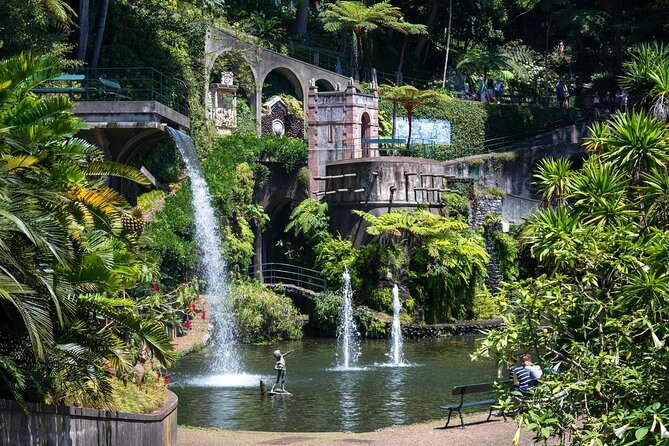 Monte Palace Tropical Garden tour with Cable Car - Exploring Monte Palace Tropical Garden