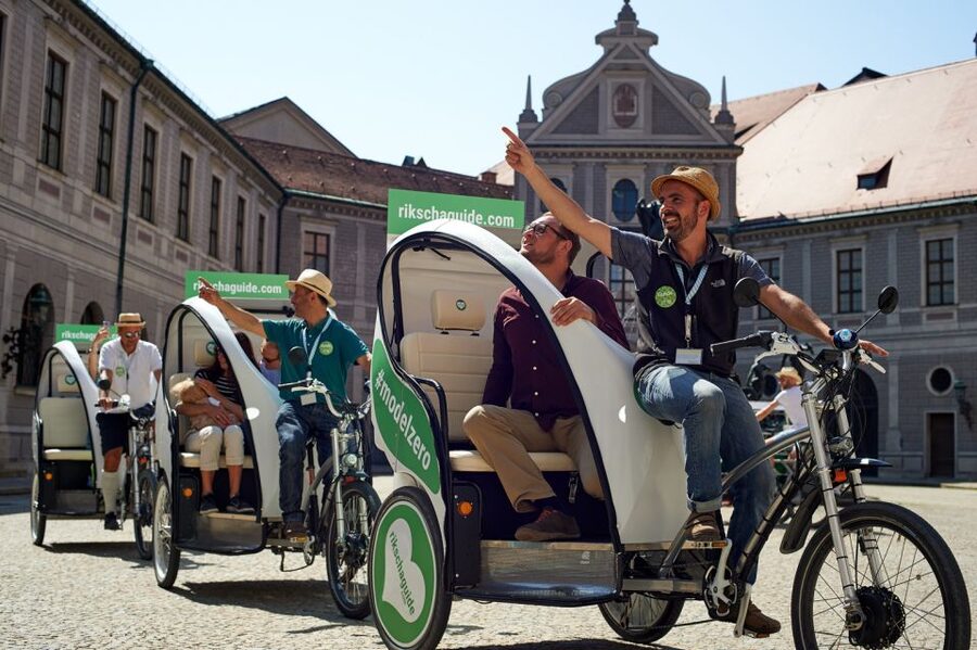 Munich: Old Town and English Garden Rickshaw Tour - Price and value for a private group of two