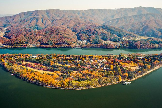 Nami Island & Garden of Morning Calm & Gangchon Railbike Tour - A full day means careful time management