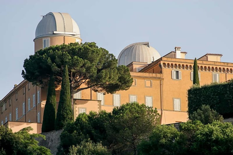 Papal Palace and Secret Garden Ticket and Audio Guide - The Moro Garden and Secret Garden