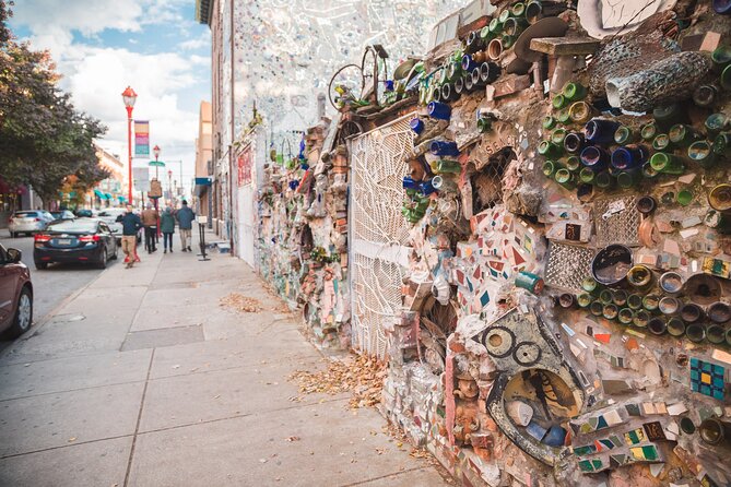 Philadelphia Murals and Street Art Tour with Magic Gardens - Meeting the artists behind the mosaics