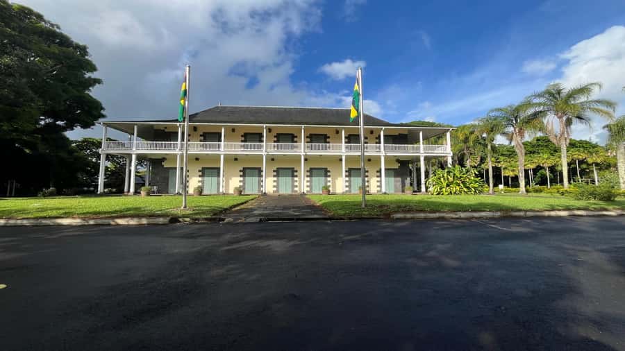 Port Louis Market, Botanical Garden -Northern Mauritius Tour - Grand Baie: a quick look at the resort side