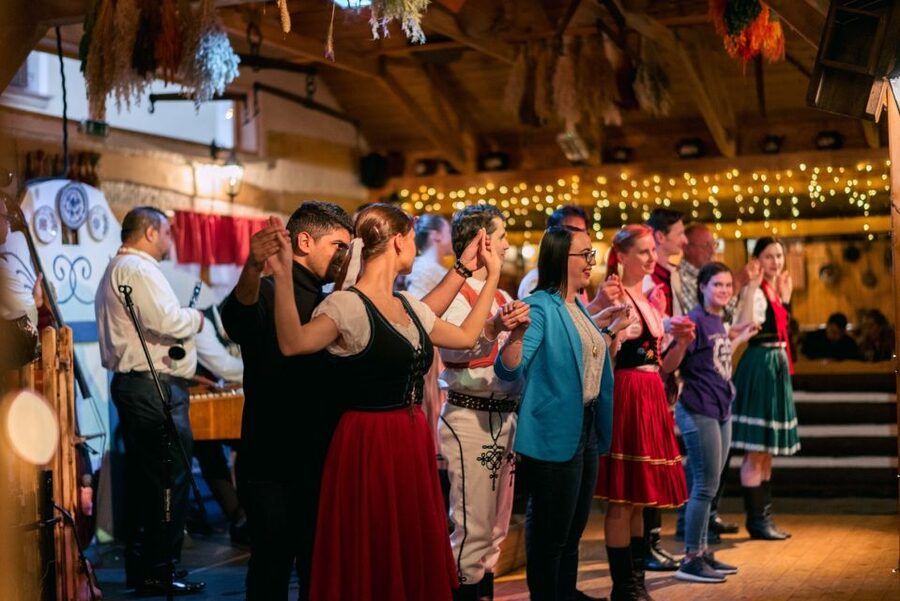 Prague: Evening Folklore Garden Party with Traditional Menu - A Short Prague Night Drive at the End