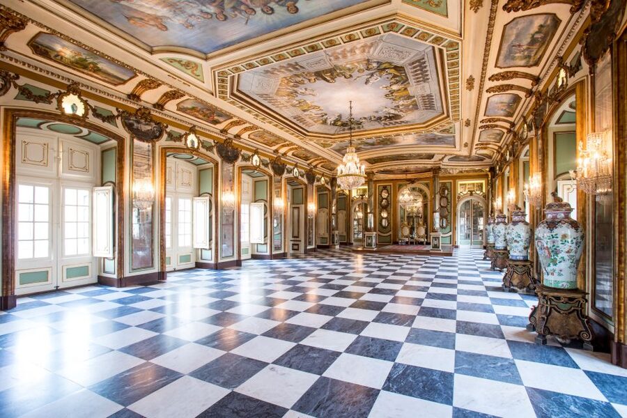 Queluz National Palace & Gardens Ticket - Getting there from Lisbon