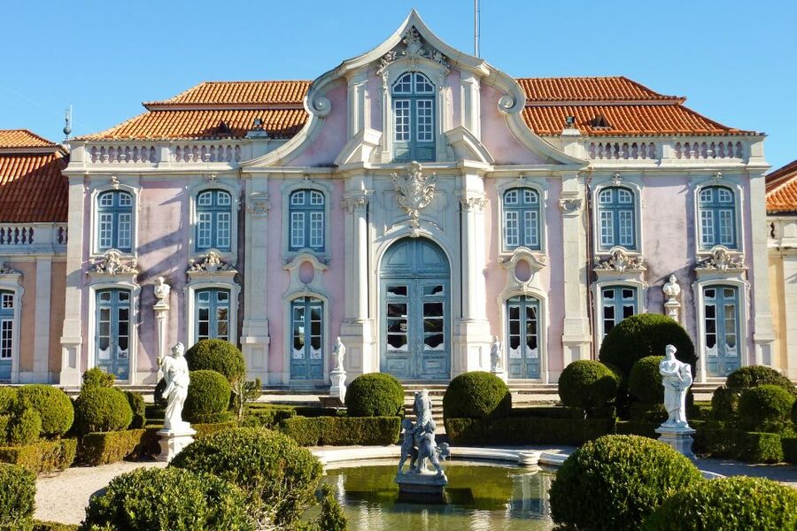 Queluz National Palace & Gardens Ticket - Food, water, and practical comforts