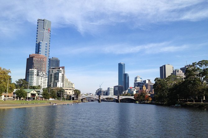 River Gardens Melbourne Sightseeing Cruise - Sporting Melbourne from the water