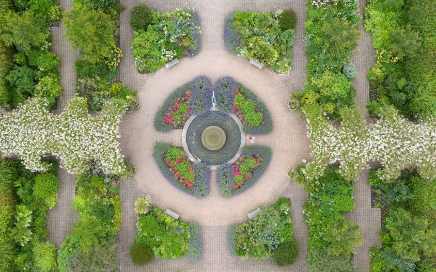 Royal Horticultural Society: Rosemoor Garden Ticket - The Hot Garden turns up the color