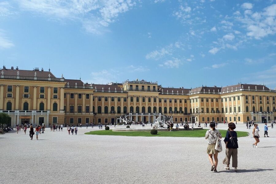 Schönbrunn Palace & Gardens Tour - The Jewish Quarter and the limits of the published timing