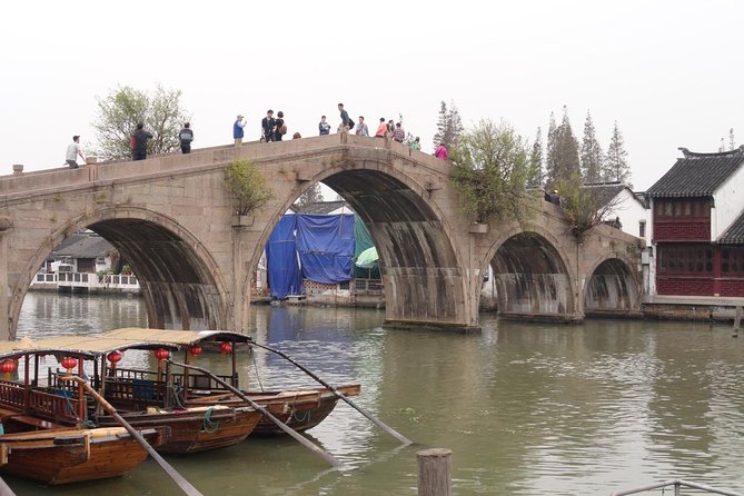 Shanghai Day Tour to Zhujiajiao Water Town, Yu Garden, Bazaar, Bund - Yuyuan Old Street and the market stop