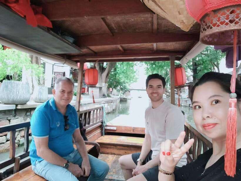 Shanghai: Zhujiajiao Private Tour w/ Boat Ride & Garden - Key points at a glance