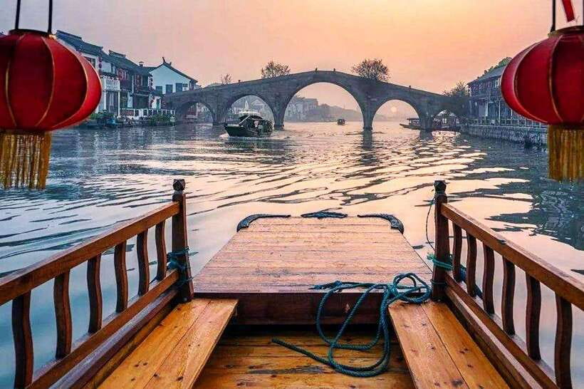 Shanghai: Zhujiajiao Private Tour w/ Boat Ride & Garden - Kezhi Garden offers a quiet pause