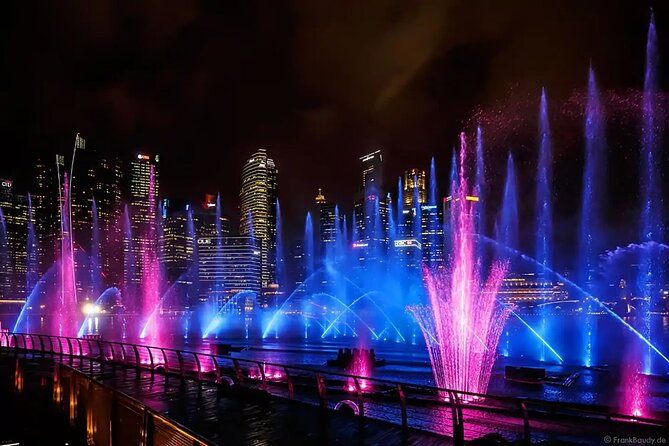 Singapore River Cruise, Night Garden Rhapsody & Spectra by CYT - Gardens by the Bay turns the evening futuristic