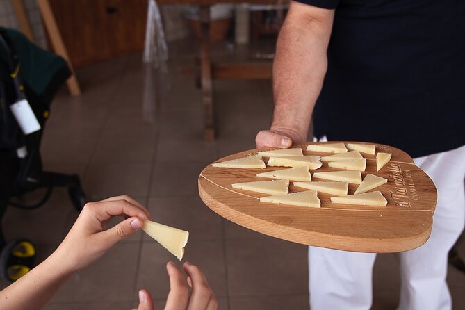 Sorrento Ape Tour, Lemon Garden, Mozzarella Show & Pizza Class - Why this four-hour outing works