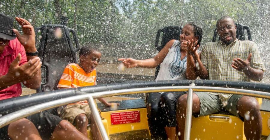 Tampa: Busch Gardens Tampa Bay Ticket & Multi-Park Options - A park built around two very different days