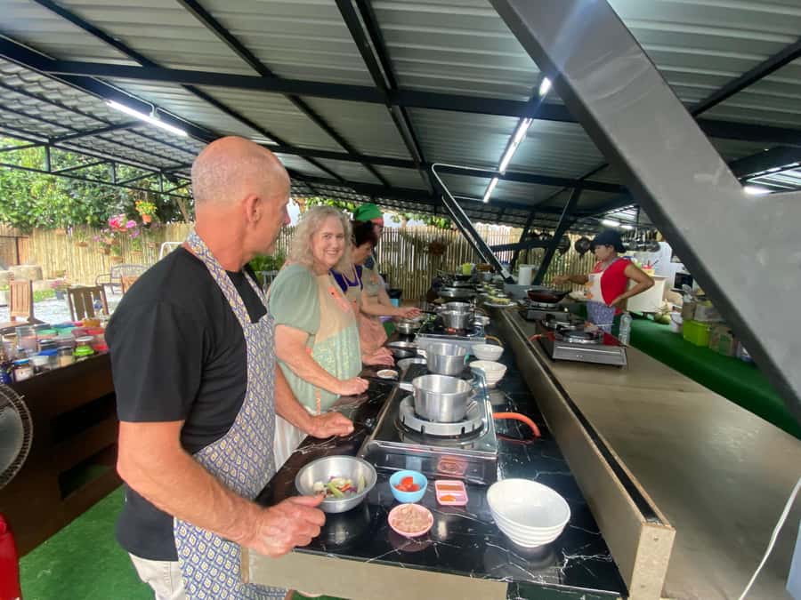 Thai Cooking Class with Market & Garden Tour - Should you book this Thai cooking class?
