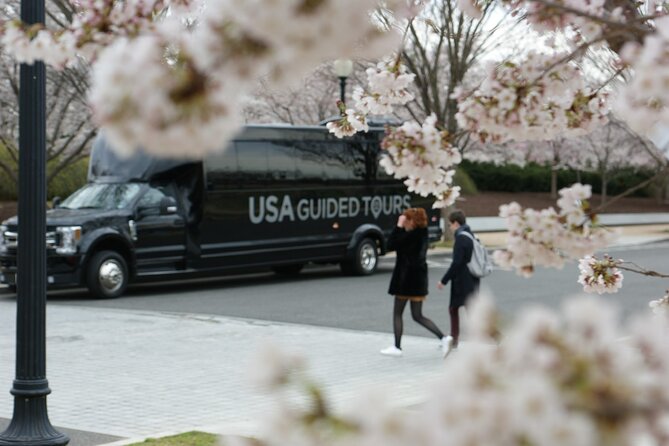 The DC Cherry Blossom Bus Tour with Tidal Basin Guided Walk - Key things to know before you book