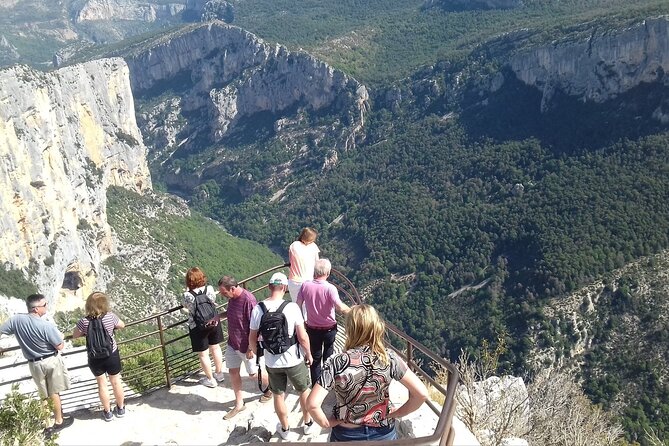 The Grand Canyon of Europe and Its Lavender Fields Small group - Lavender fields require careful timing
