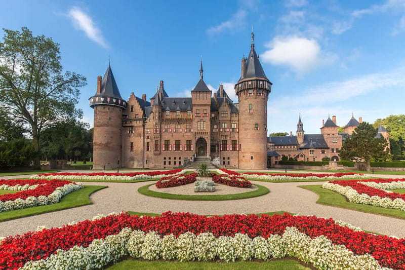 Utrecht: De Haar Castle + Gardens Entry Ticket - Inside the castle: lavish rooms and family life