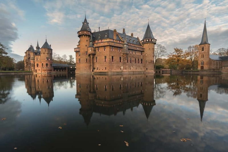 Utrecht: De Haar Castle + Gardens Entry Ticket - Entering through towers, water, and drawbridges
