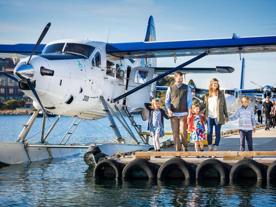 Vancouver to Victoria Seaplane Day Trip + Butchart Gardens - Seeing Butchart Gardens in about two hours