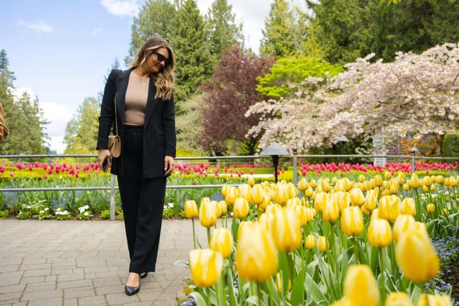 Vancouver to Victoria Seaplane Day Trip + Butchart Gardens - Who will get the most from this trip?