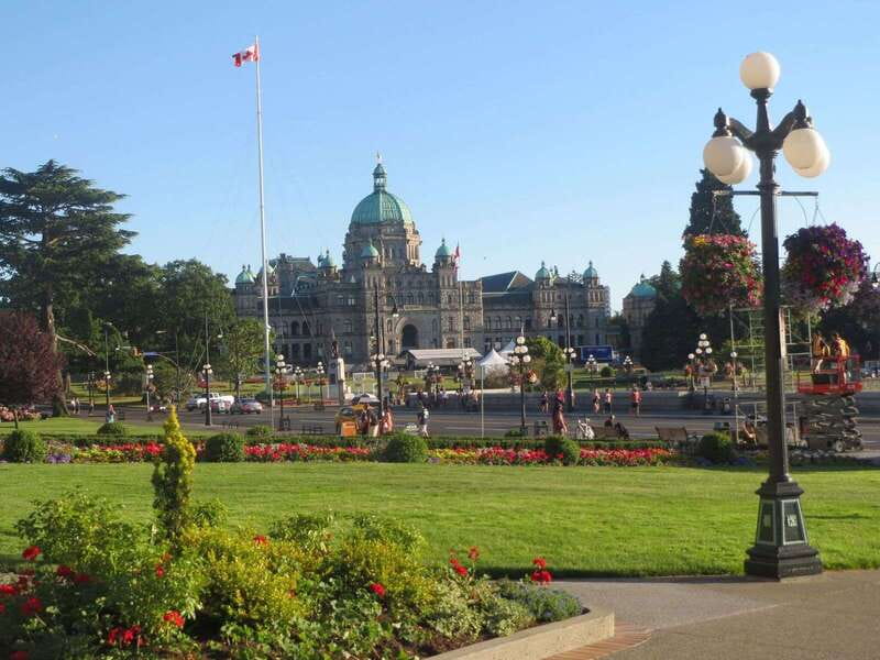 Vancouver: Victoria and Butchart Gardens by Seaplane - Two hours among the flowers