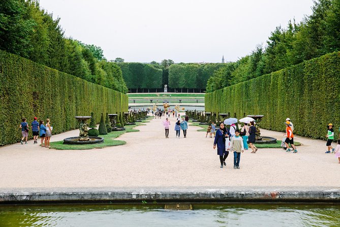 Versailles Château and Gardens Walking Tour from Paris by Train - What the $79.94 price really buys you