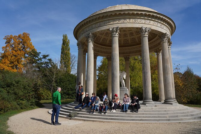 Versailles, Gardens & Hamlet: Full-Day Guided Small-Group Tour - Grand Canal, Ballroom Grove, and Mirror Basin