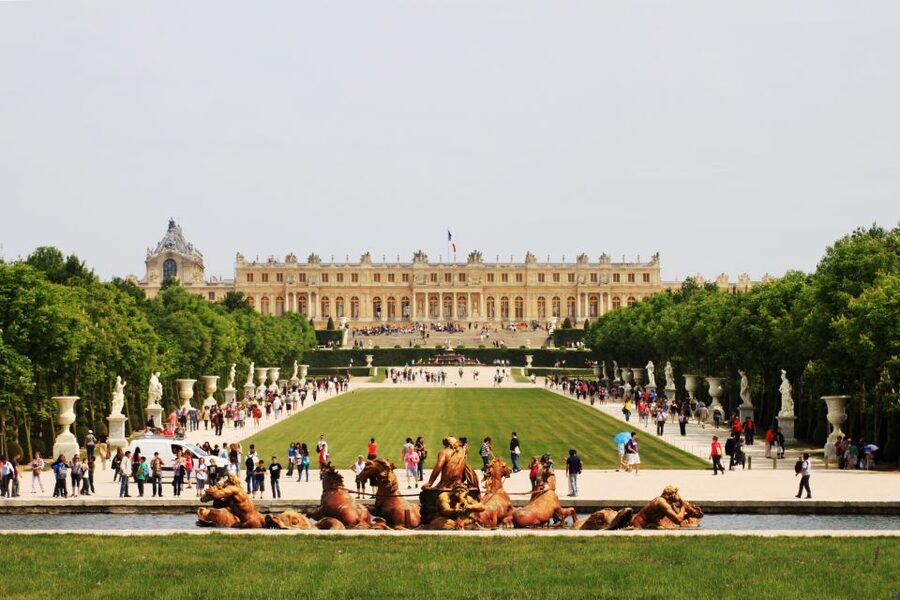 Versailles: Palace and Garden Bike Tour with Tickets - Key points to know before booking