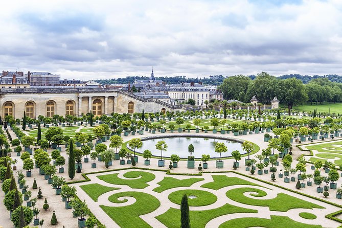 Versailles Palace and Gardens Half Day Guided Tour from Paris - Inside the Royal Apartments
