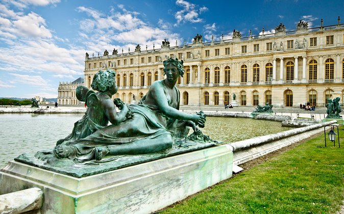 Versailles Palace and Gardens Half Day Guided Tour from Paris - The Hall of Mirrors in 15 minutes