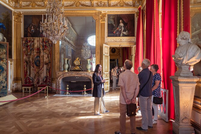 Versailles Palace and Gardens Tour by Train from Paris - The Hall of Mirrors and royal spectacle