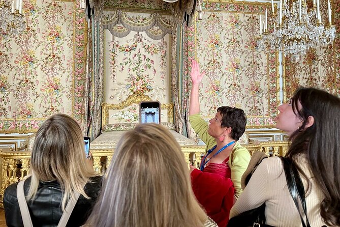 Versailles Palace and Gardens Tour from Paris - The gardens and the choice to continue