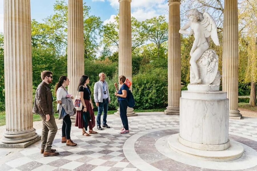 Versailles: Palace, Gardens & Queen’s Estate Guided Tour - Key points before you book