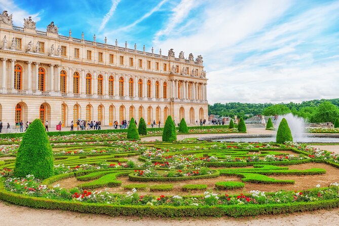 Versailles Palace Guided Tour & Gardens Option from Versailles - Fountains, music, and seasonal timing