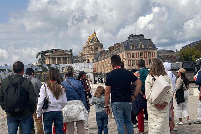 Versailles Palace Guided Tour with Gardens Access - The State Apartments and Royal Chapel