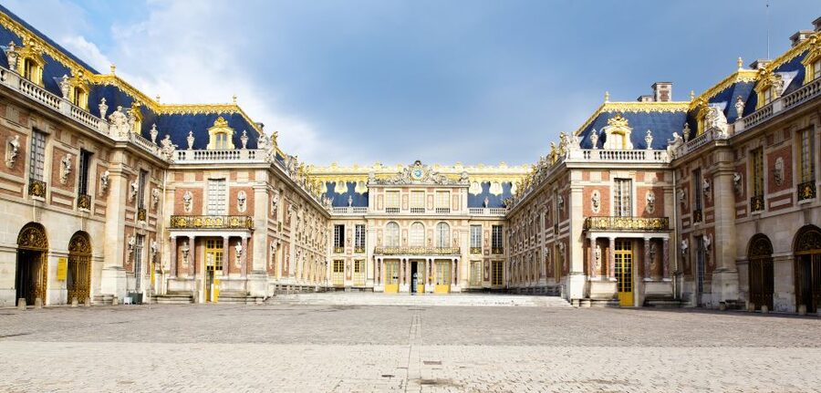 Versailles: Skip-the-Line Guided Tour of Palace with Gardens - What $88 buys you