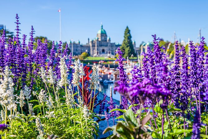 Victoria & Butchart Gardens Tour with Ferry from Vancouver - The guides can make the long travel day easier