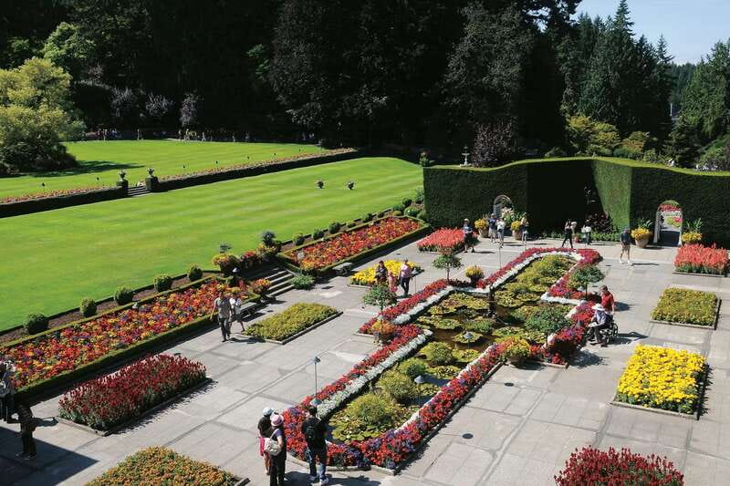 Victoria: City Highlights and Butchart Gardens Tour - Chinatown, Old Town, and the Gate of Harmonious Interest