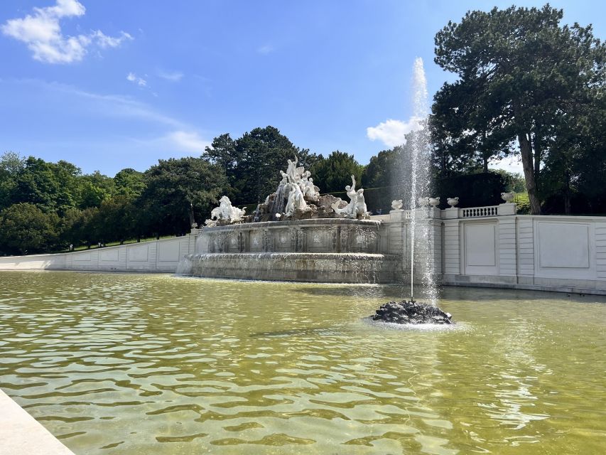 Vienna: Schönbrunn Palace & Garden Skip-the-Line Guided Tour - Why Schönbrunn deserves a guided visit