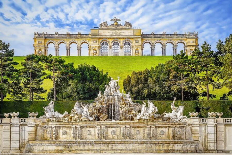 Vienna: Schönbrunn Palace & Gardens Skip-the-Line Tour - Practical tips for a smoother visit